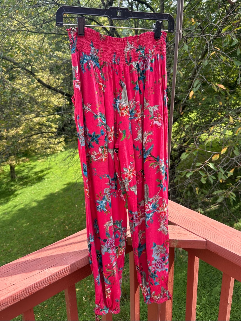 Johnny Was Malakye Floral Smocked Jogger Floral Tropical Print - Picture 3 of 5